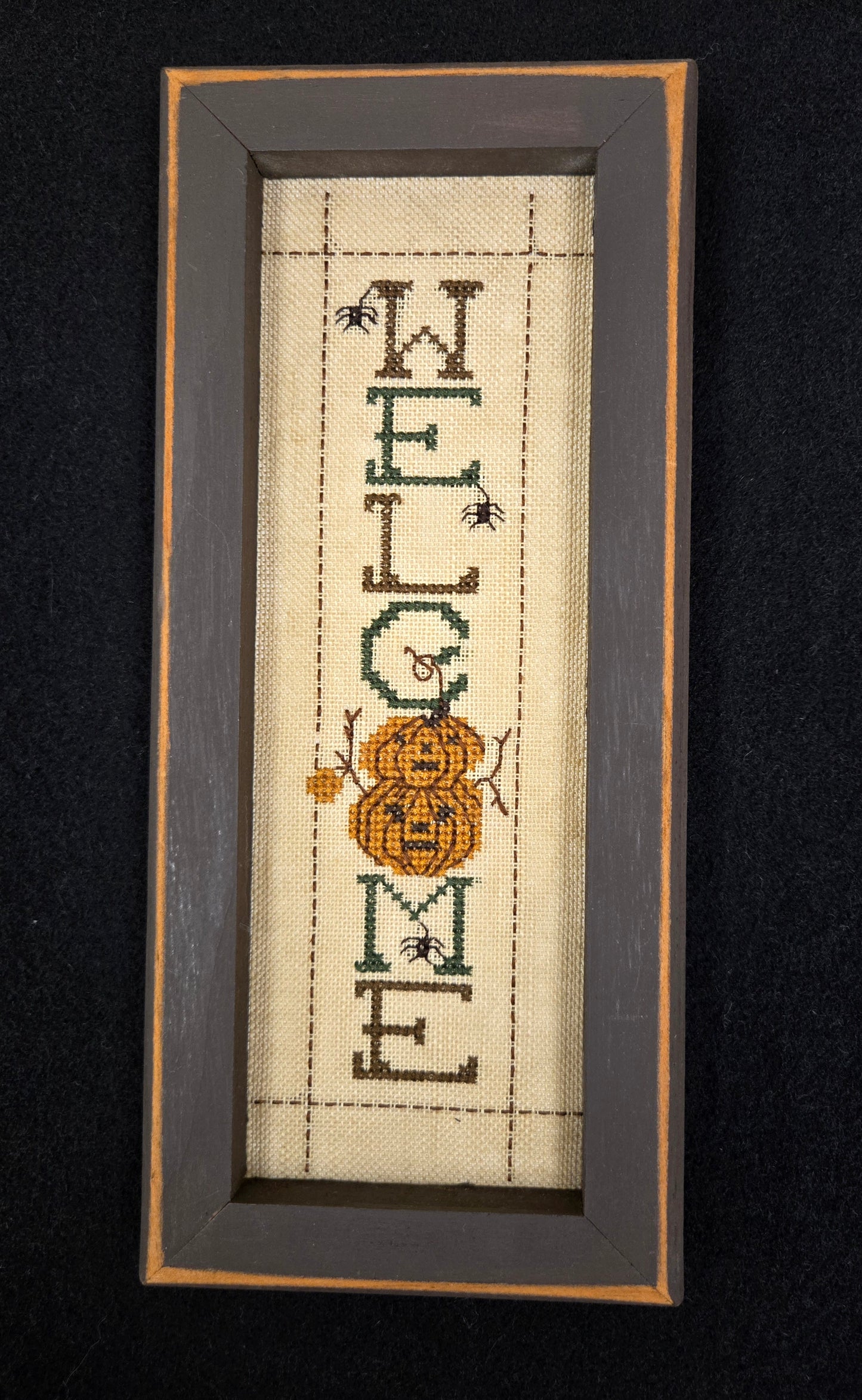 Charming Welcomes - Pumpkins - framed model