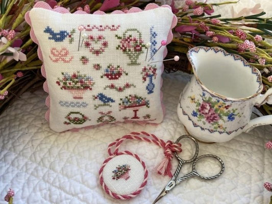 A Little Chintz Sewing kit