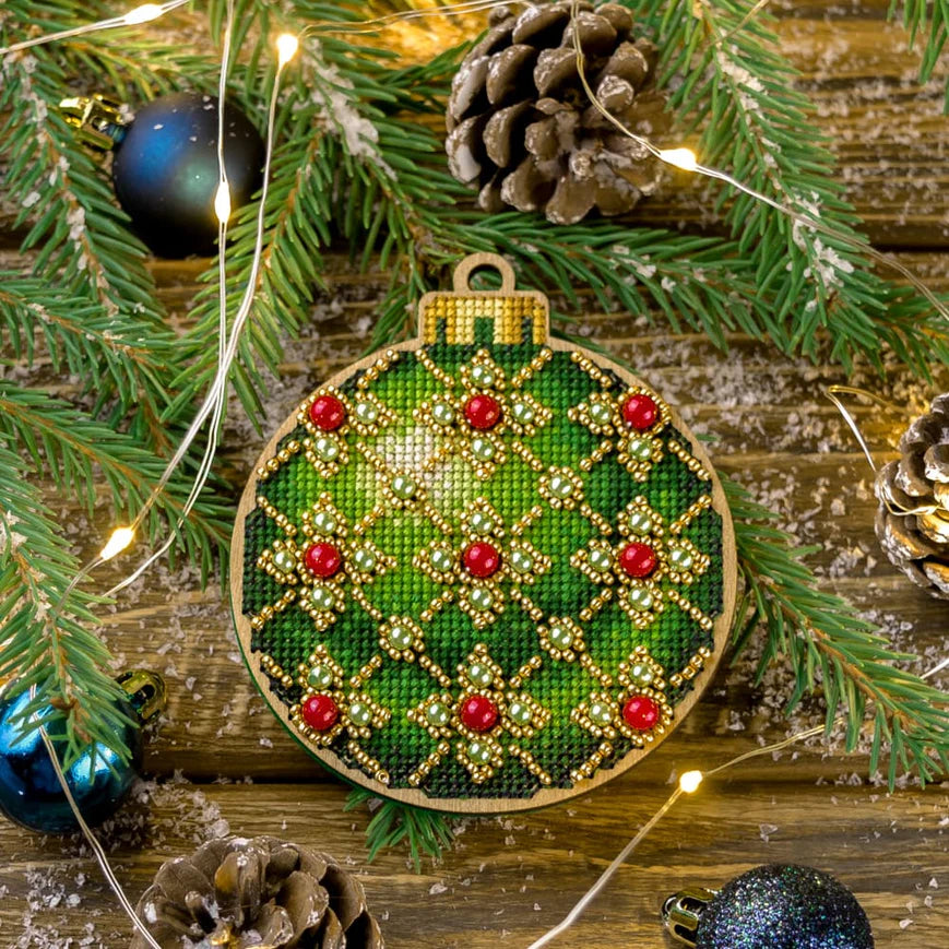 Bead Embroidery on Wood Kit - Green Bauble